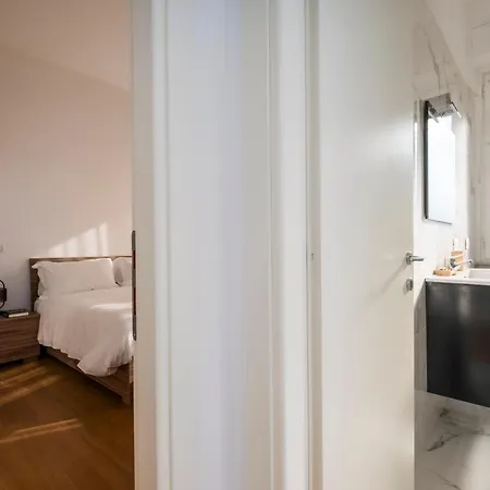 Apartment Vatican Walls